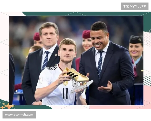 新赛季德甲揭幕战全面开启 热点对决与新星崭露头角